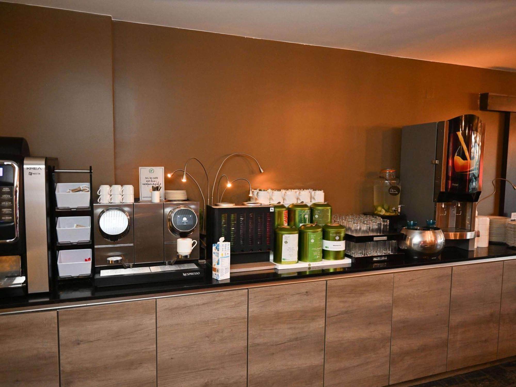 Mercure Brignoles Golf De Barbaroux & Spa Екстериор снимка