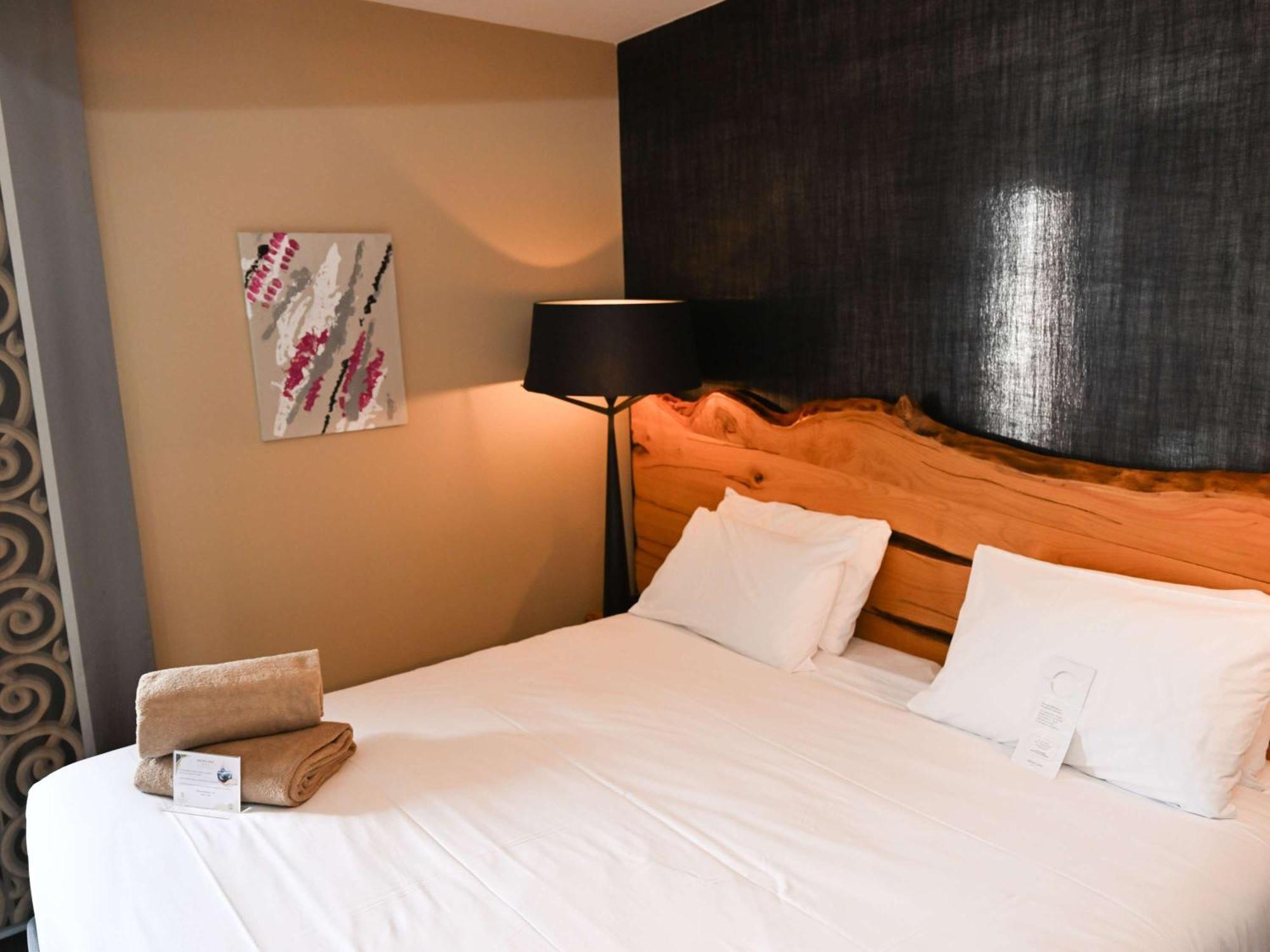 Mercure Brignoles Golf De Barbaroux & Spa Екстериор снимка