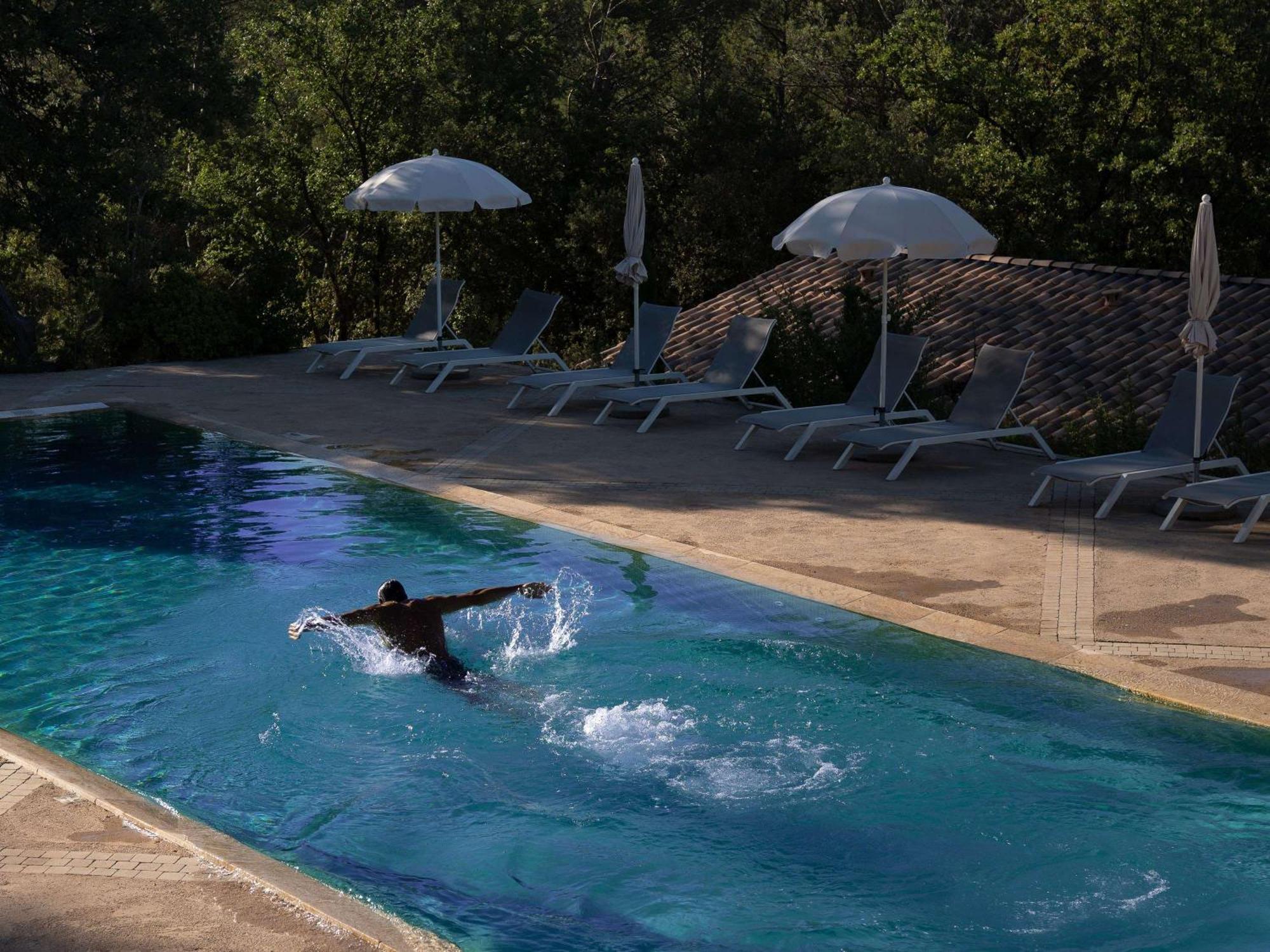 Mercure Brignoles Golf De Barbaroux & Spa Екстериор снимка
