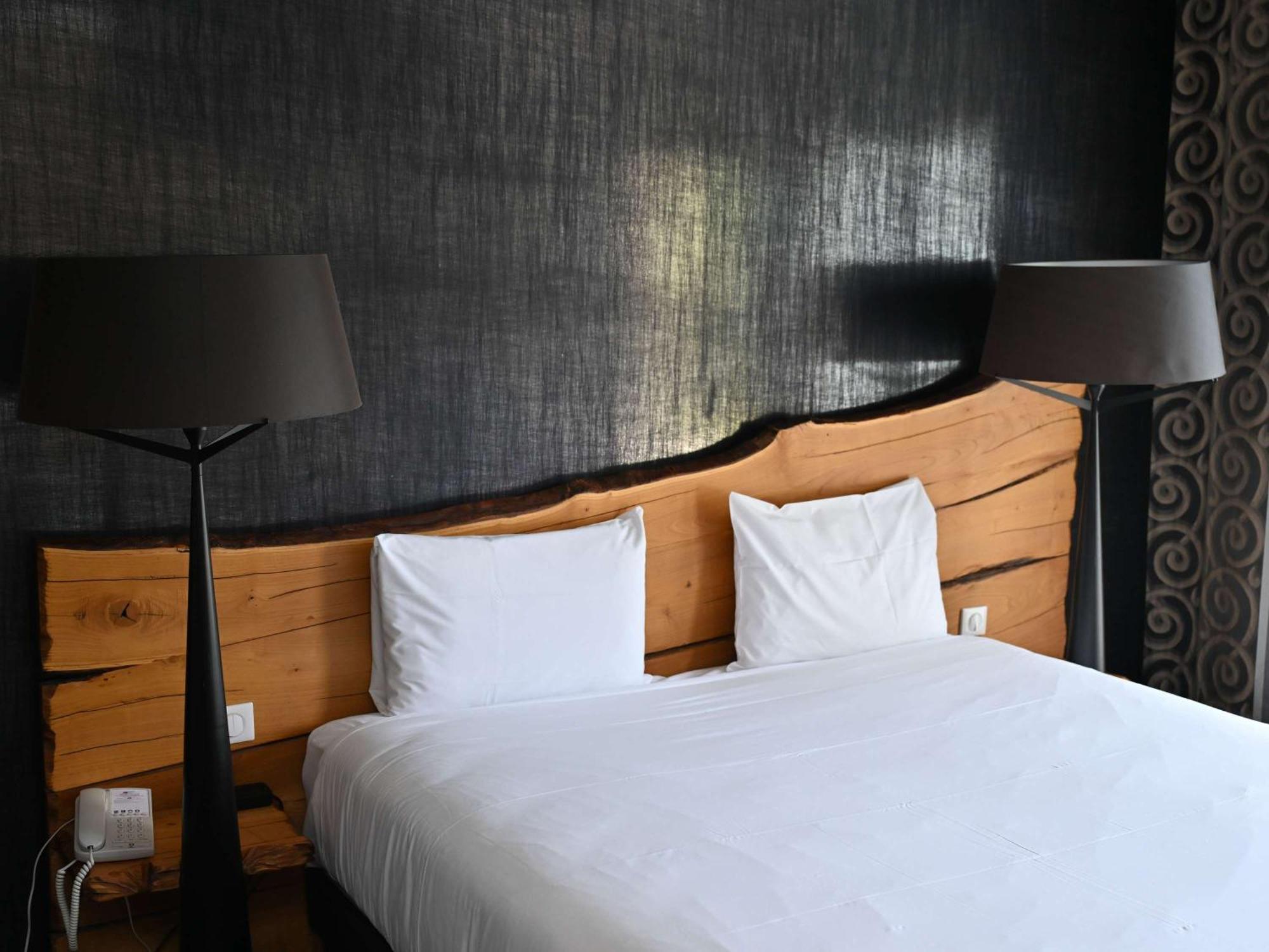 Mercure Brignoles Golf De Barbaroux & Spa Екстериор снимка